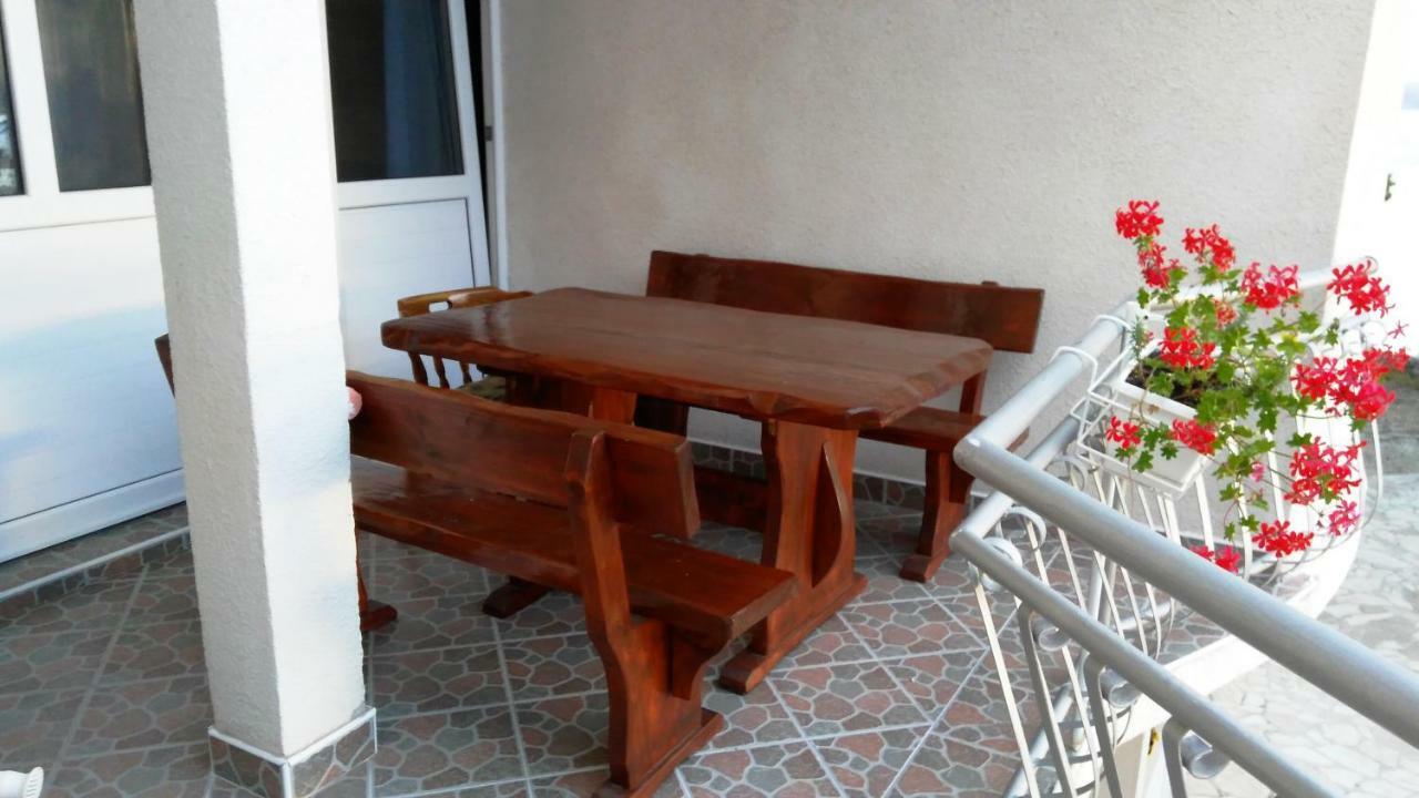 Apartment Jelas Živogošće Kültér fotó